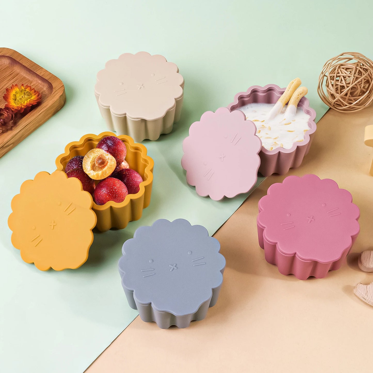 BPA Free Silicone Baby Lunch Box with Lid
